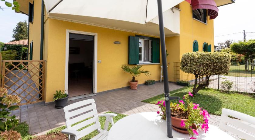 Da Vinci Garden Suite - Private Garden Apt 2BR