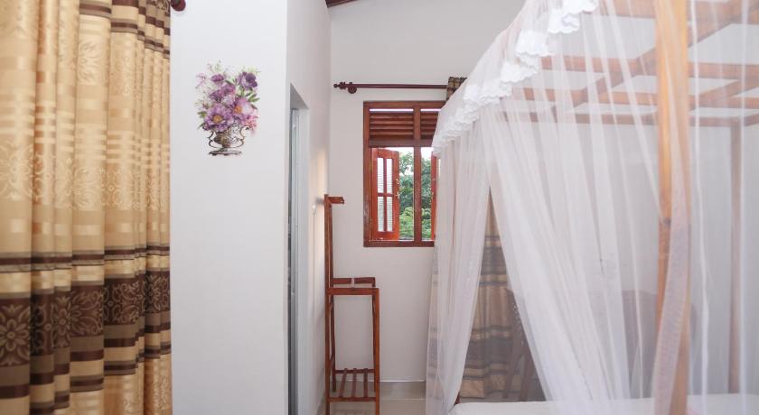 Sandu Guest photo