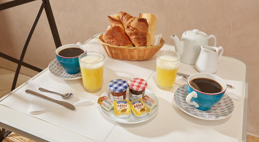 Image of Family Room 4