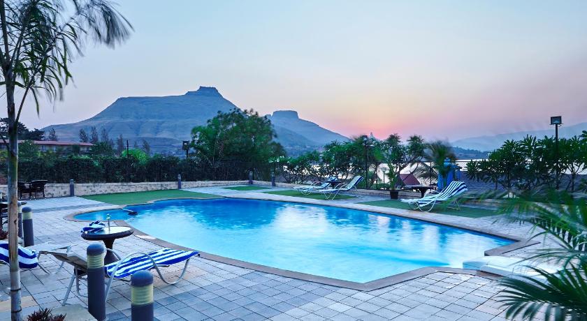 Savana Lake Resort — Hotel in Dahegaon