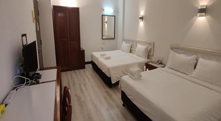 Image of Deluxe Quadruple Room 0