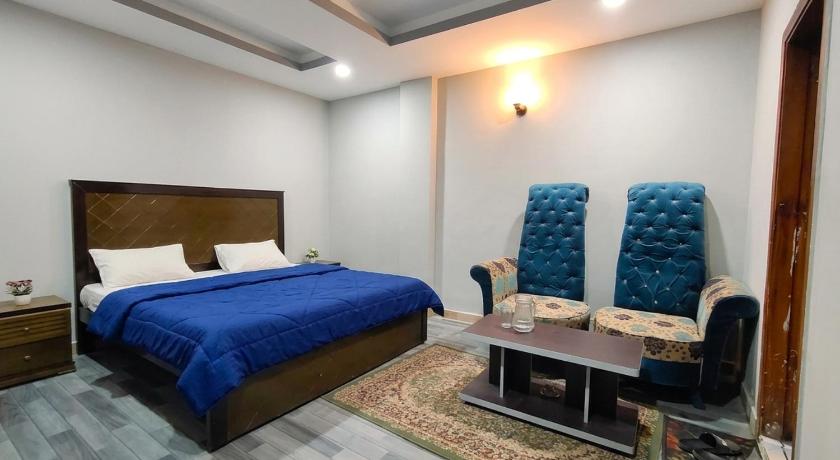 AZH Hotel & Rooms - image 6