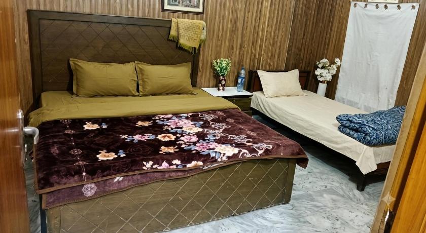 AZH Hotel & Rooms - image 12