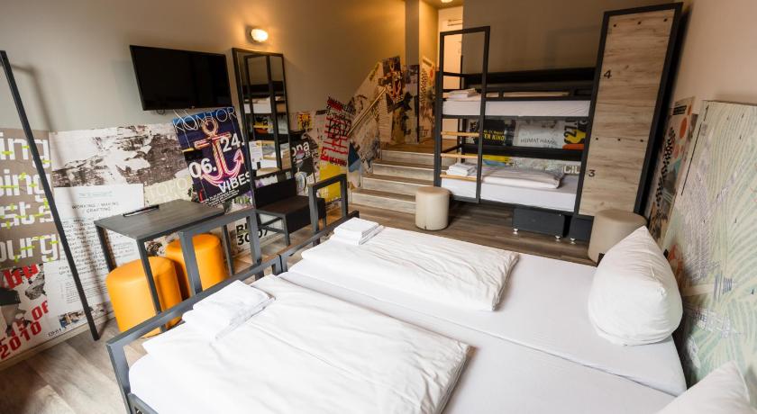 Image of Quadruple Room 3