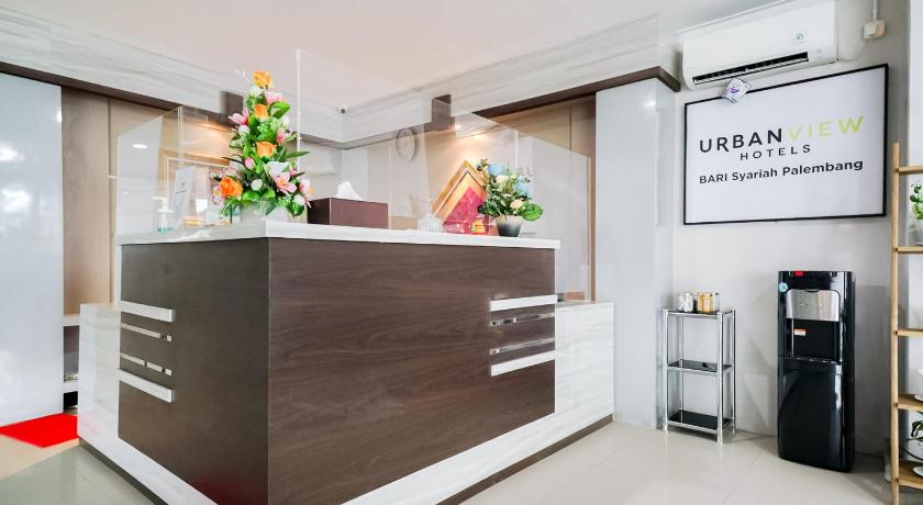 Urbanview Hotel Bari Syariah Palembang By RedDoorz – Palembang, ID