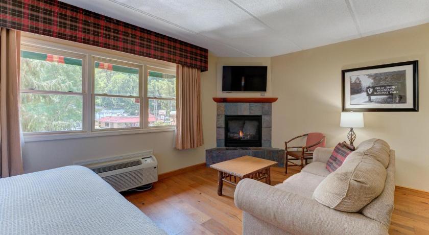Image of Junior King Suite 4