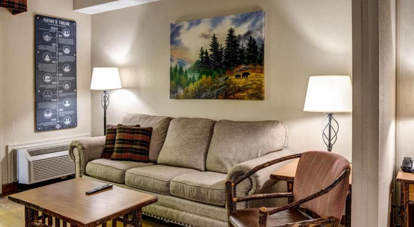 Image of King Suite 3