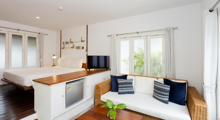 Malibu Beach Resort Samui - image 18