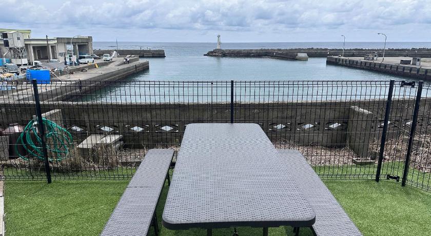勝浦の家B 海面す160m2広々3LDKと中庭 定員6名 釣りBBQも