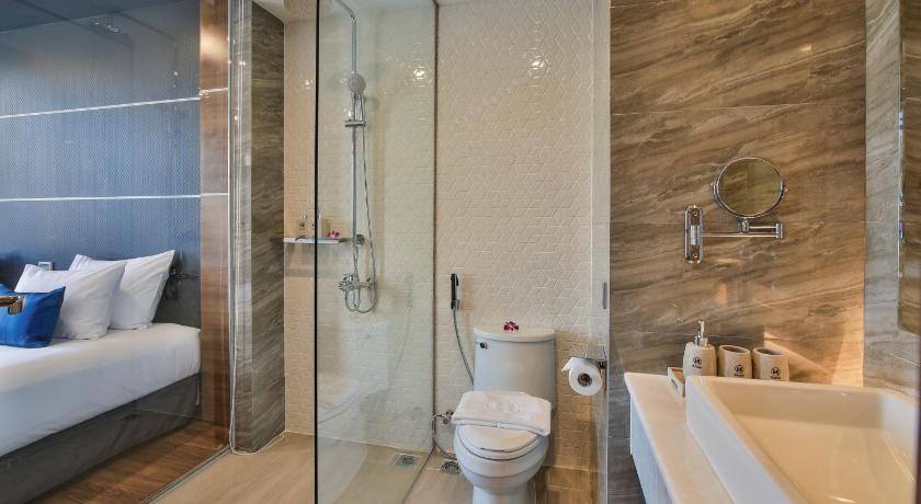 Image of Superior Double Partial Sea View 8