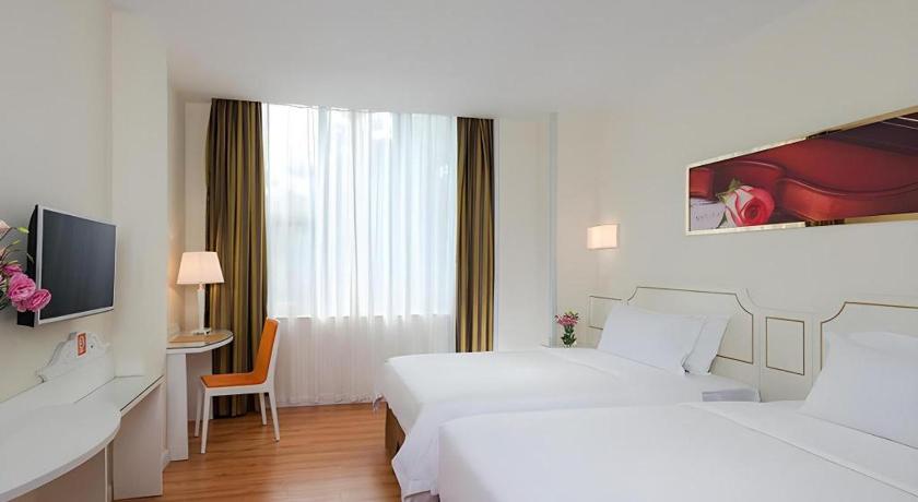 Vienna 3 Best Hotel Shenzhen Shazui Road Branch – Shenzhen, IA