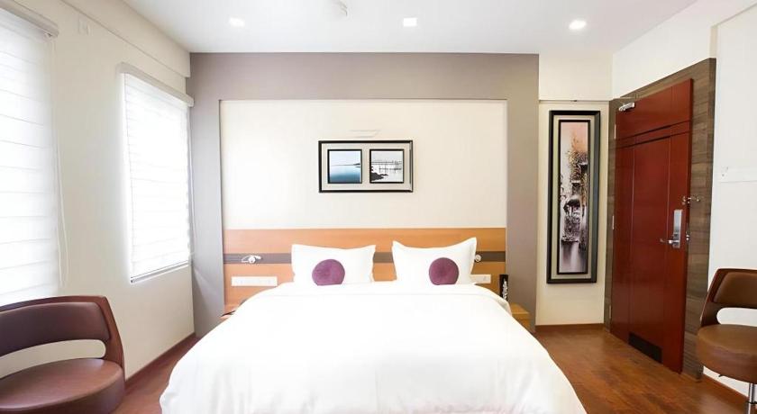 Adore Residency Vadapalani – Chennai, IL