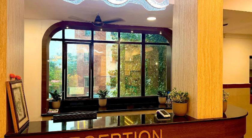 Hotel Chandras - image 12