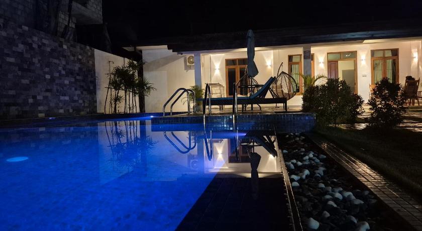 Raam Villa Uppuveli - image 25