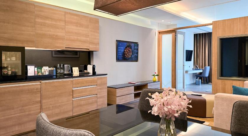 Image of Junior Suite 14