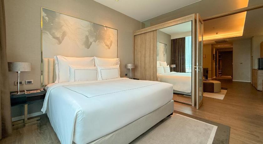 Image of Junior Suite 7
