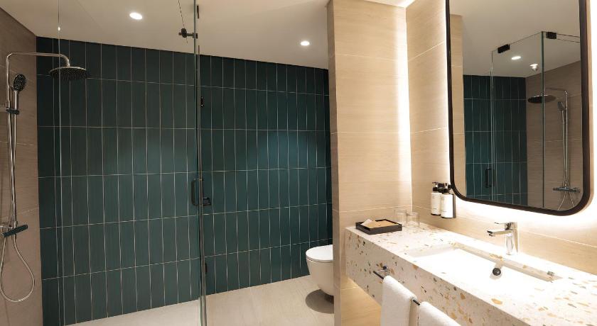 Imagem de 2 Bedroom Duplex Suite Sea View 10