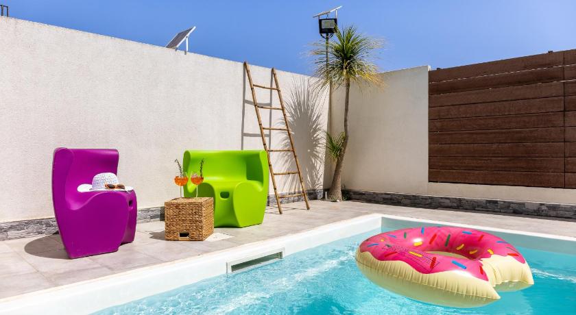 Tropical Loft by Salemi Stays - Piscina Privata