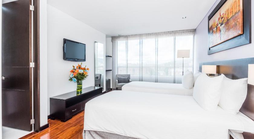 Hotel Cosmos 116