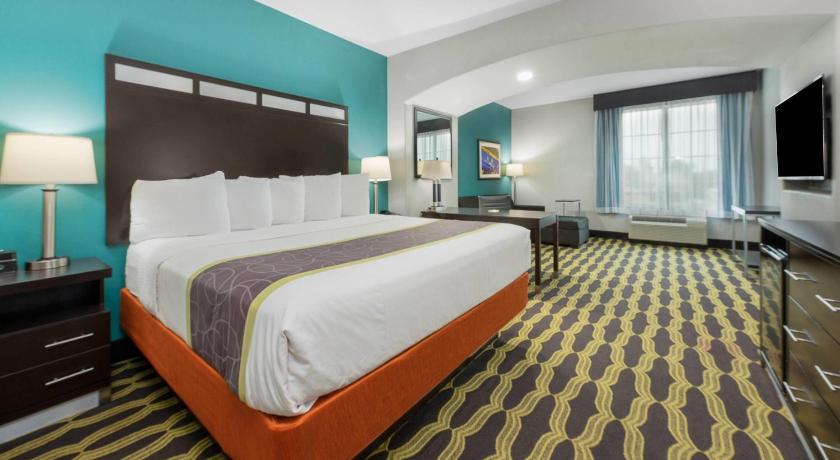 Image of 1 King Bed, Executive Room 0