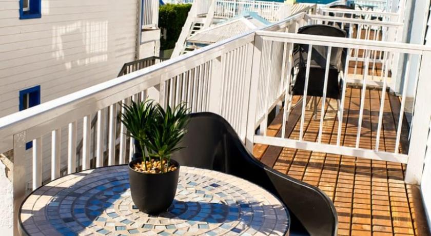 Point Village Hotel and Self Catering - image 16