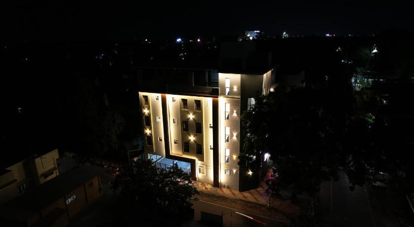 Hotel Jai's Inn - image 3