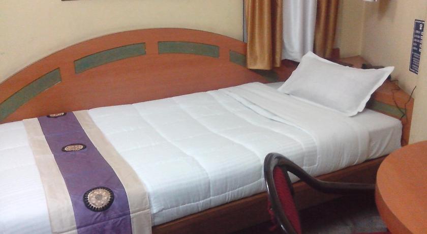 Hotel Mahalaxmi Indo Myanmar photo