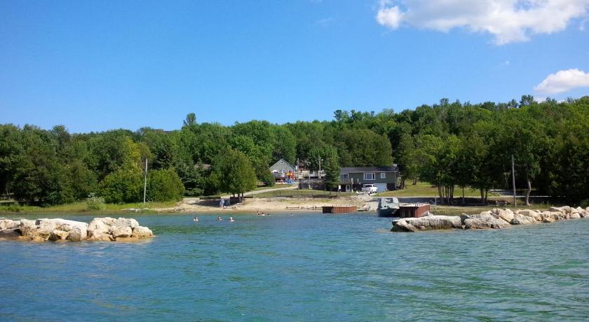 Bayshore Cottages — Hotel in Wiarton (ON)