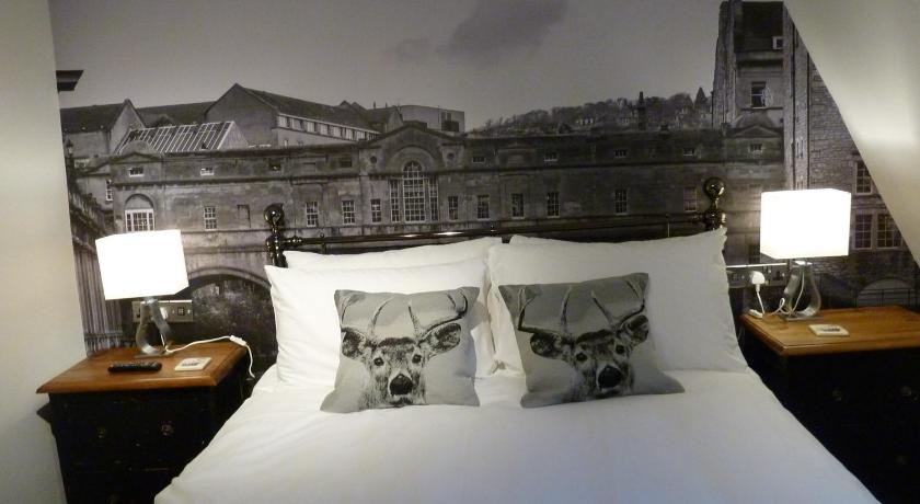 Image of Double Room 8
