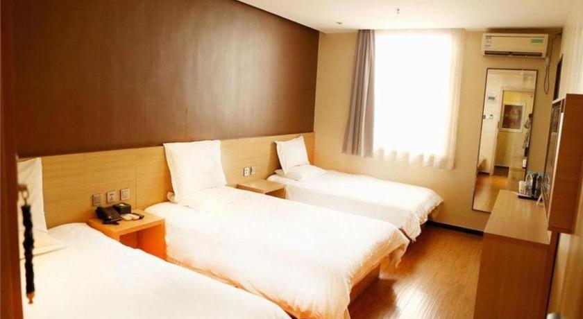 IU Hotel Tianjin Youyi Road Meijiang Exhibition Meiniu Metro Station - image 25