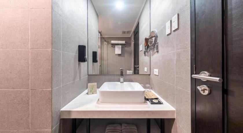 Image of Classic Twin Room 8
