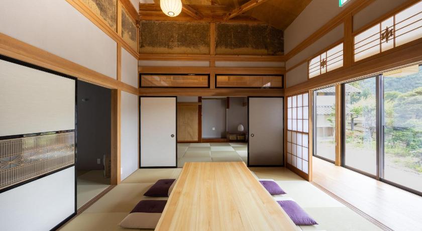 Warabino Residence
