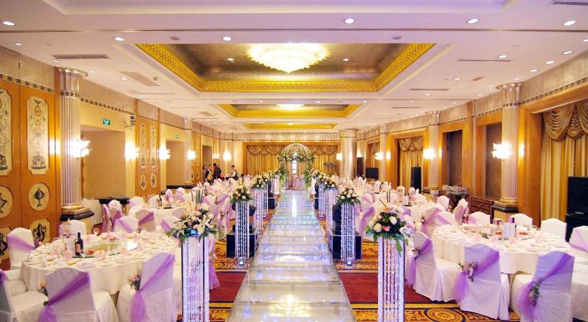 Crowne Plaza Qingdao By IHG - image 9