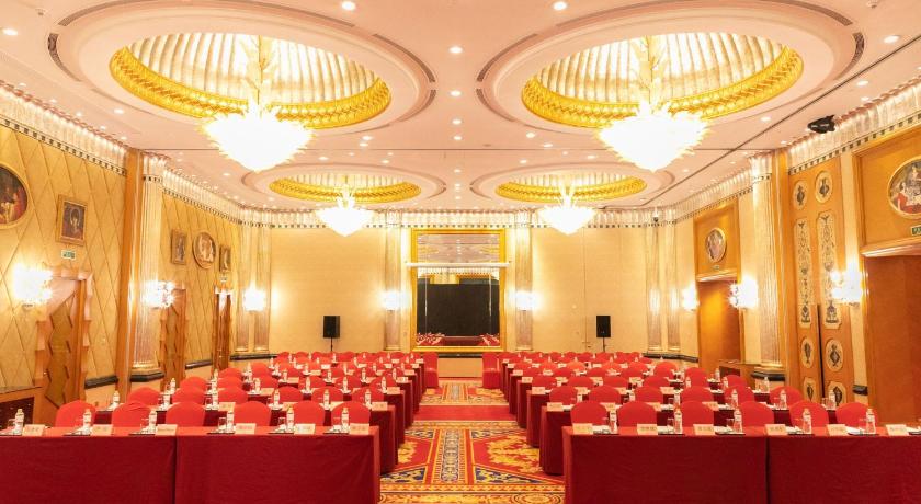 Crowne Plaza Qingdao By IHG - image 48