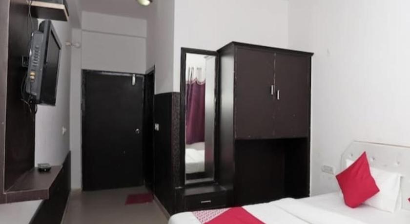 Hotel Taj Wonder Inn - image 3