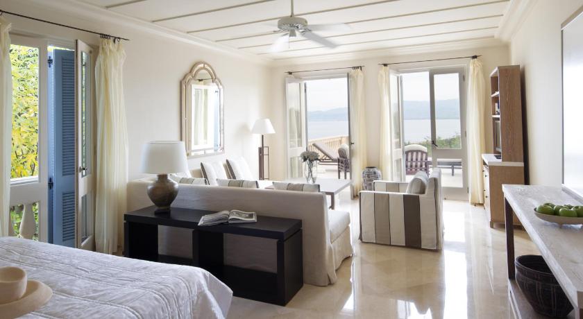 Image of Junior Suite with Private Pool 0