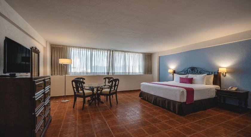 Image of Junior Suite 0