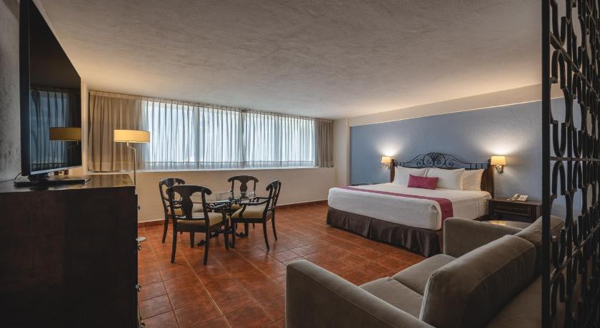 Image of Junior Suite King 0