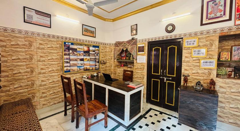 Hotel Renuka - image 10