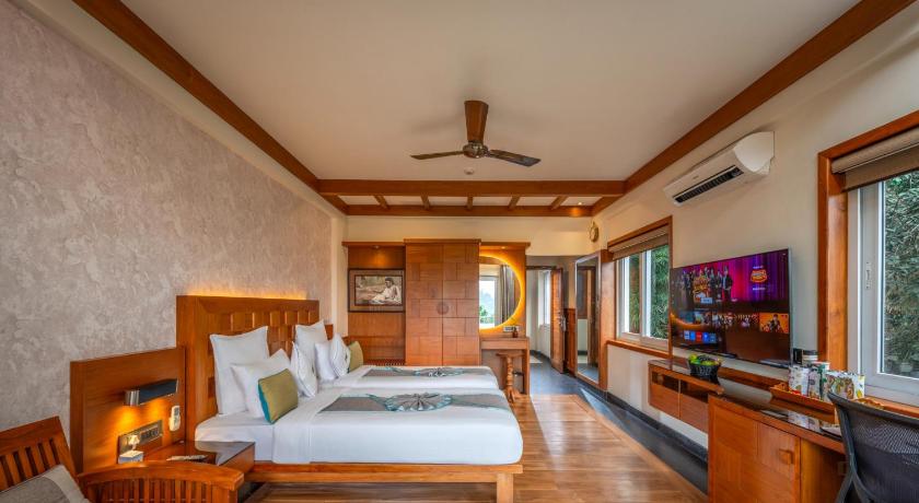 Deluxe Twin Bedroom