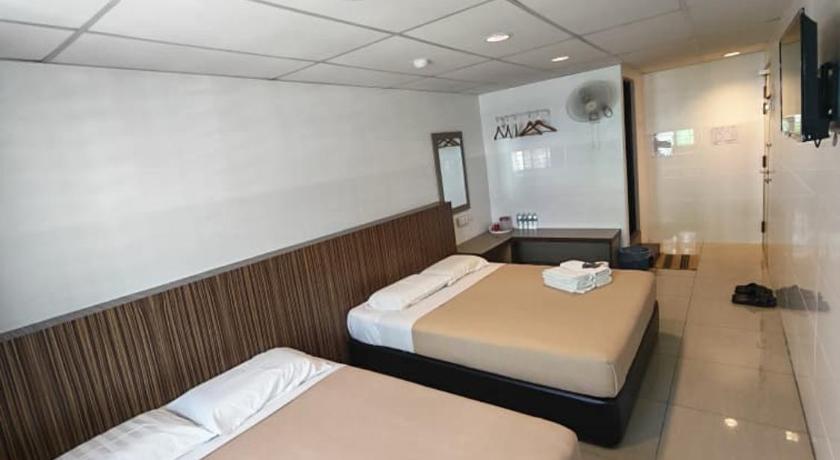 Image of Family Queen Room 1