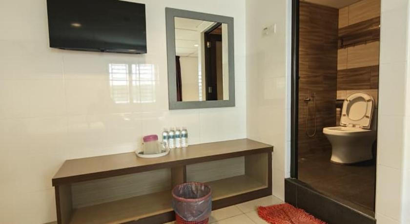 Comfort Two Hotel - image 13