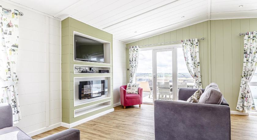 Image of Six-Bedroom Holiday Home 0