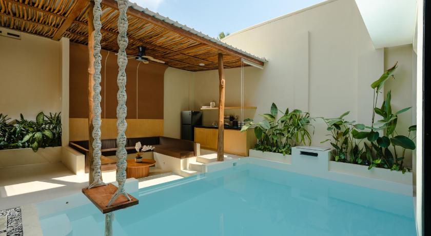 Tampilan Maharva Jogja Villas With Private Pool And Kitchen