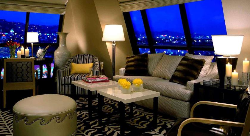 Image of Presidential King Suite Hills View 1