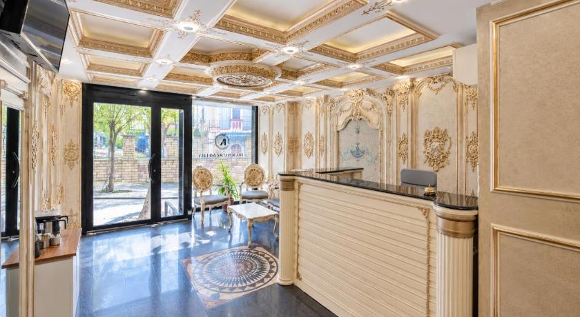 Grand Kavi Hotel - image 2