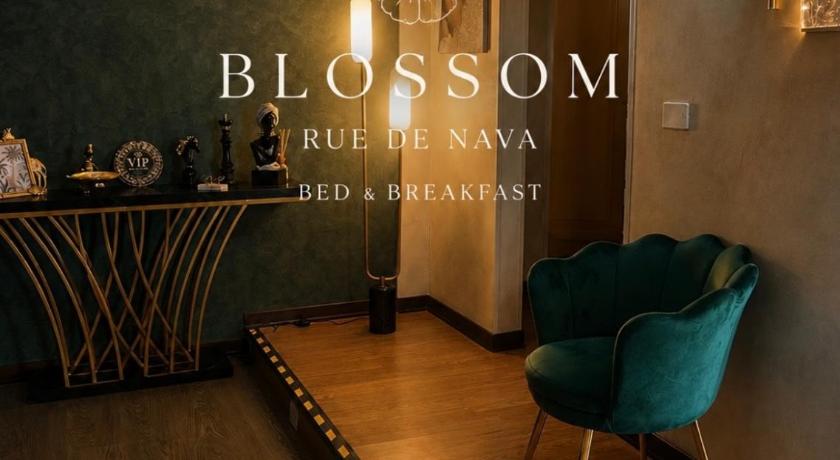 Blossom Rue de Nava - image 7