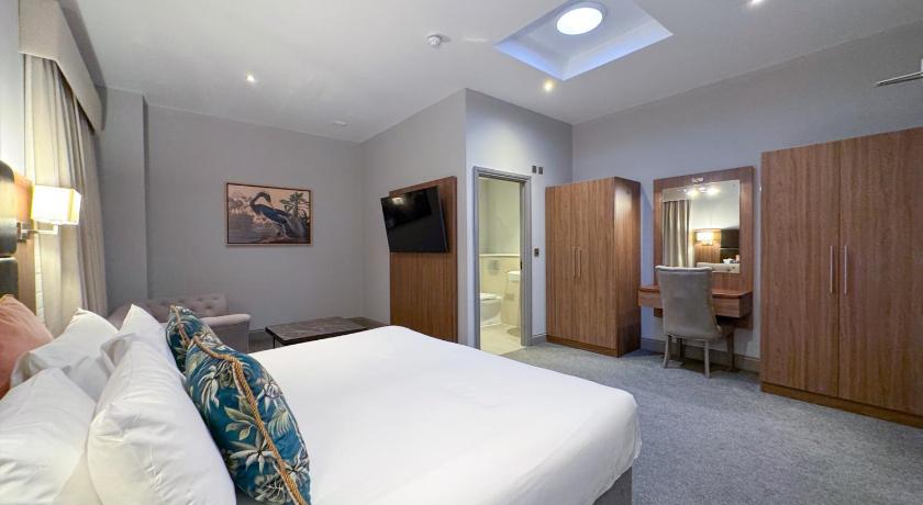Image of The Snug - No Window 1