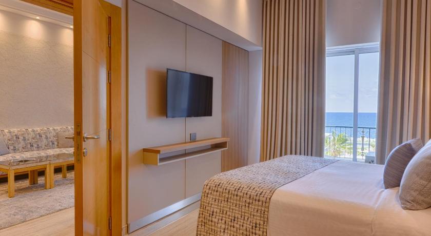 Prémium lakosztály, tengeri kilátással (Premium Suite Sea View) fotója 0