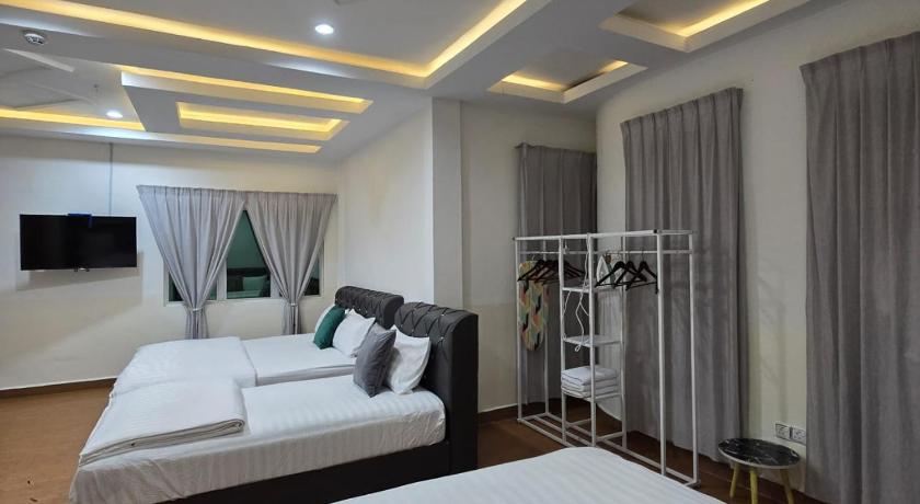Image of Family Room with Balcony 6
